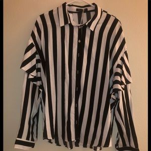 Black & White Striped Ruffle Sleeve Button Up Shirt/Blouse NWT by Velvet Heart